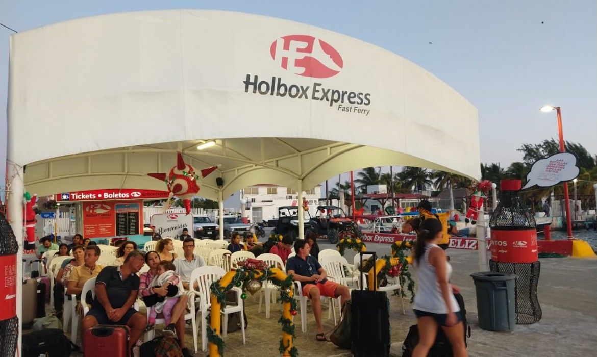 Aumenta costo del ferry a Holbox