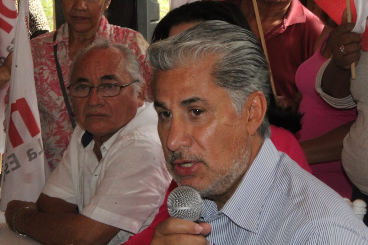 Alejandro Rojas acusa que hay una “minoría radical que mantiene secuestrado a MORENA”