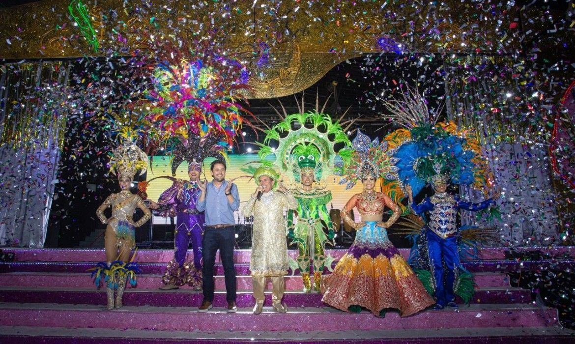 Presenta gobierno de Cozumel a candidatos a reyes del Carnaval 2020 en disfraz individual