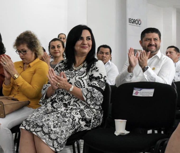Magistrados del Teqroo “plantan” a Vivas en un evento; el presidente del Tribunal se tambalea