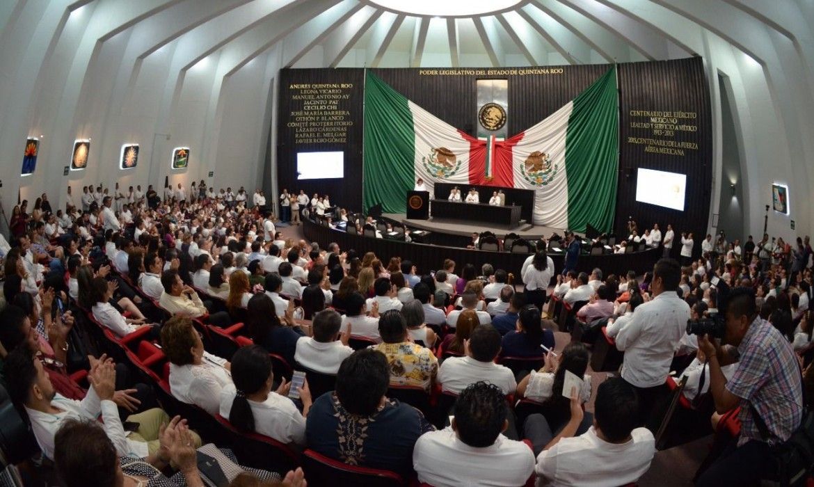 Oficio de cambio de coordinador de MORENA no ingresa a la Jucopo por no cumplir reglamentación, y estalla nuevo escándalo en el Congreso