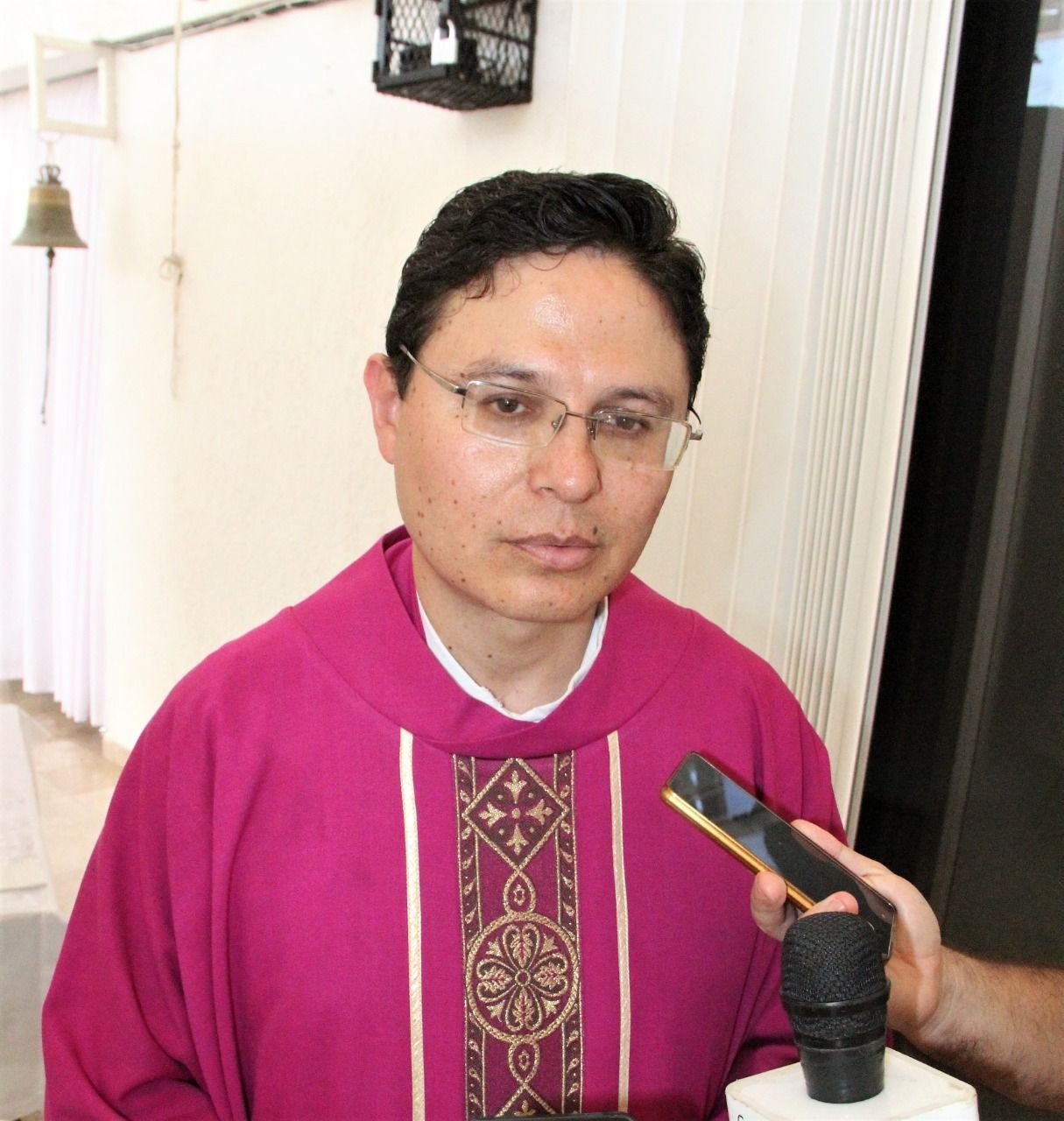 Rector de la Catedral dice que Cancún es la ciudad con más sectas en México, y que “en una familia debe haber hombre y mujer, no puede ser de otra manera”