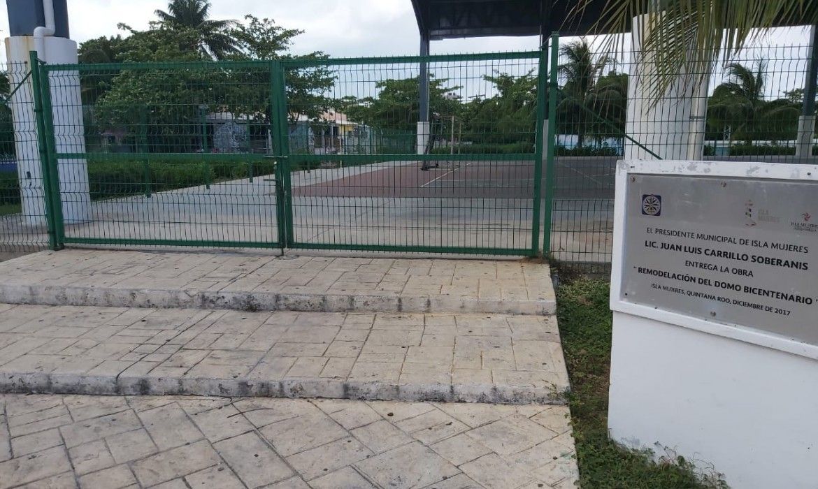 Cierra Isla Mujeres espacios deportivos para reforzar medidas de prevención ante Covid-19