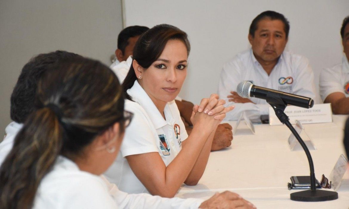 Laura Fernández lanza campaña para resaltar la importancia de que la gente se quede en sus casas en estos días
