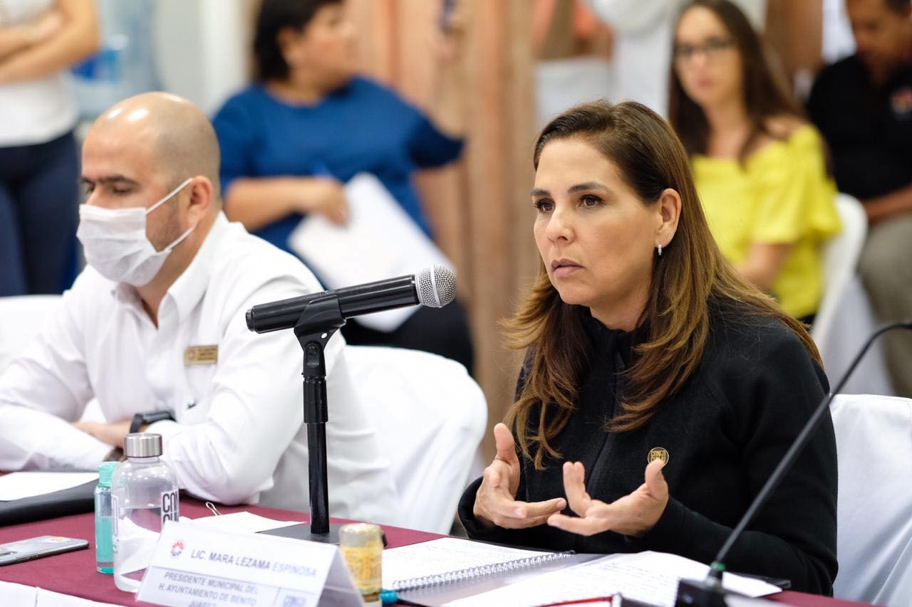 Jorge Aguilar deja la secretaría del Ayuntamiento de Cancún; Mara quiere en el cargo al regidor Isaac Janix