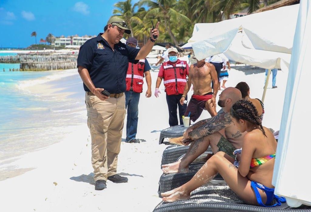 Invita Gobierno de Isla Mujeres a los ciudadanos a permanecer en sus hogares