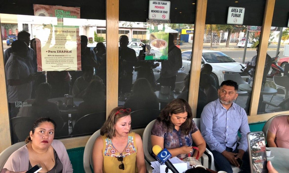 Socios de UBER denuncian a líder taxista, a diputada de MORENA, y a funcionarios de Imoveqroo