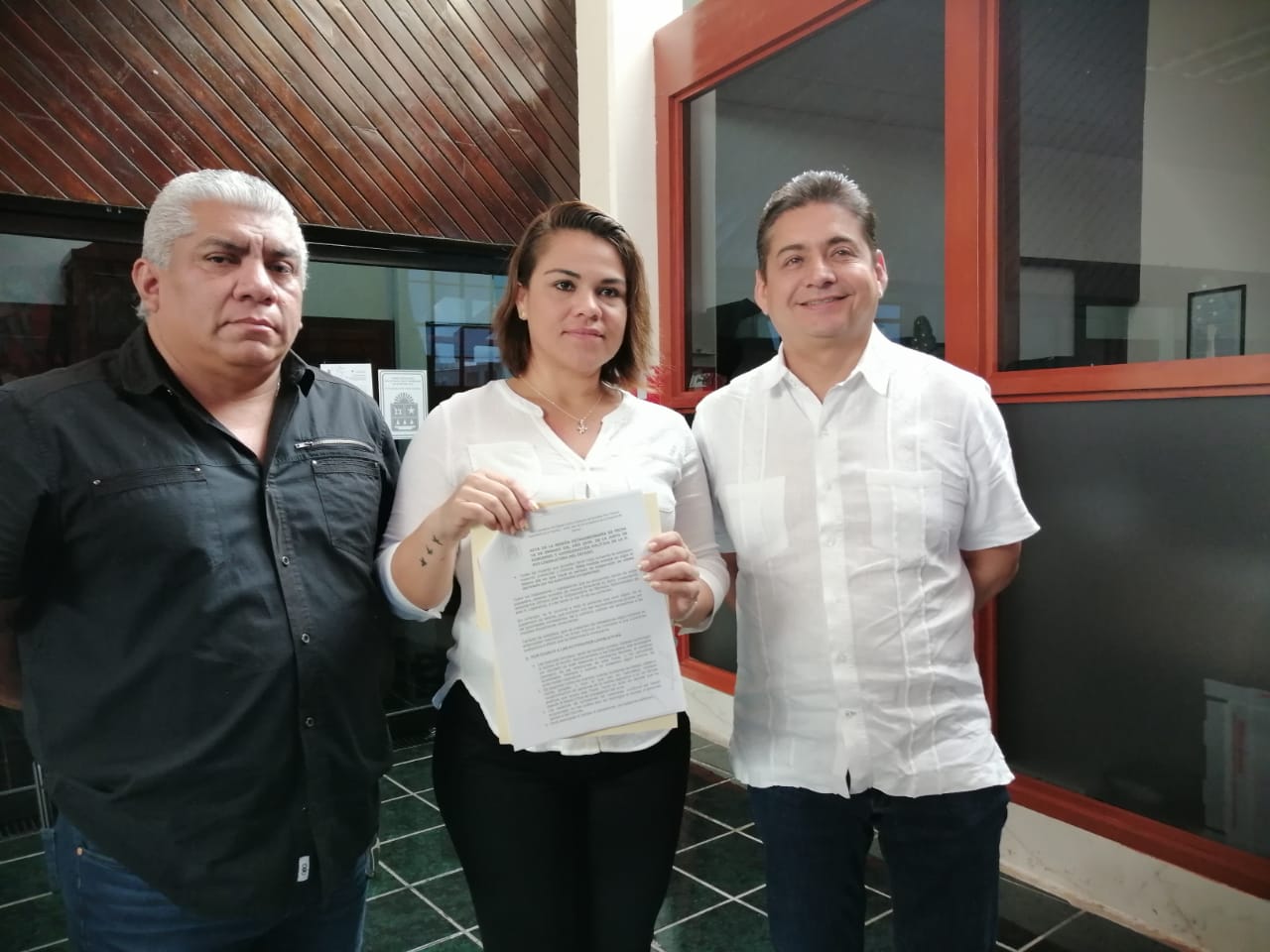 Jucopo determina suspensión total de actividades en el Congreso, y remueve a secretario general Arturo Castro (documentos)