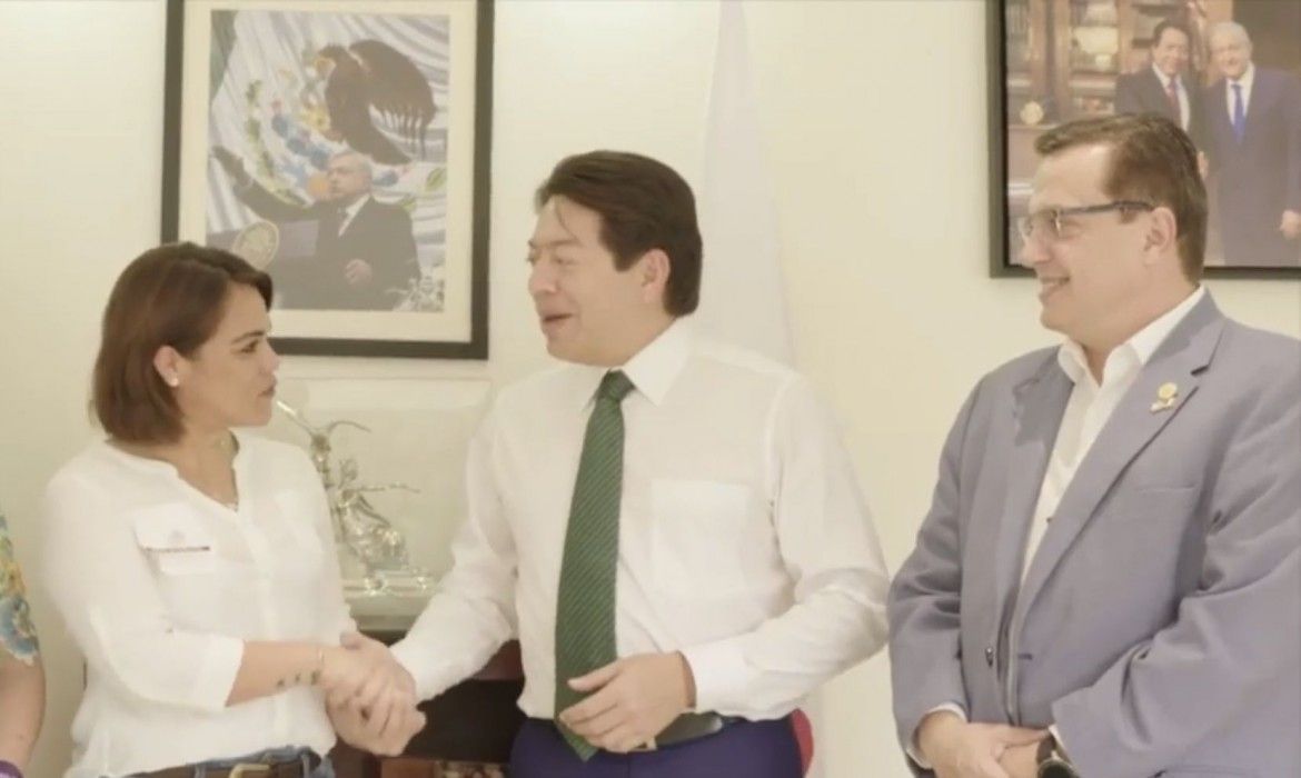 Reyna Durán muestra el apoyo de Mario Delgado, principal candidato a dirigir MORENA