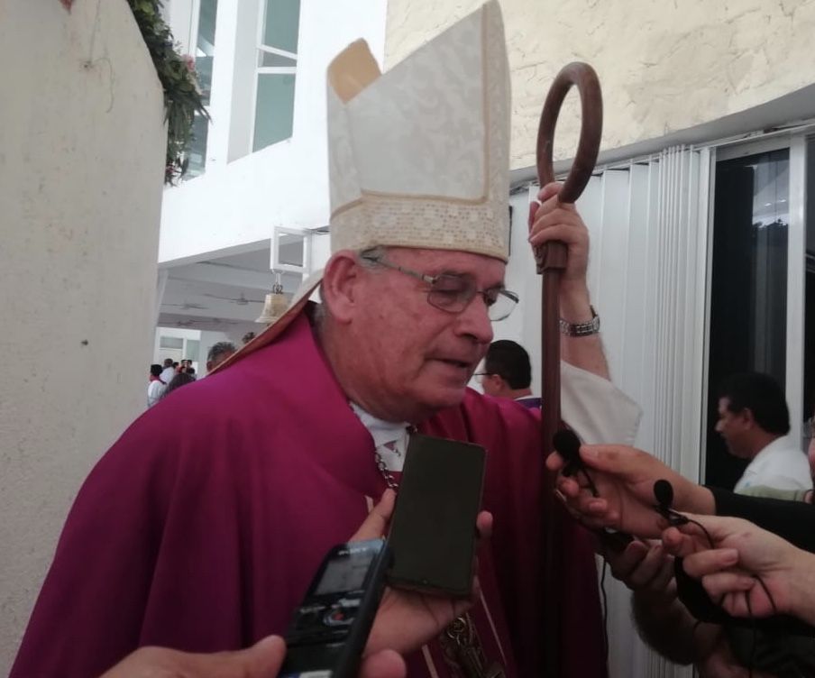 Cancela Iglesia Viacrucis viviente en Playa Delfines