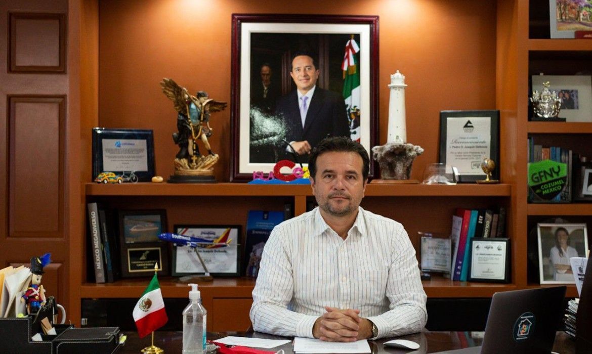 Prohíben viajar con pasajeros en motocicleta en Cozumel