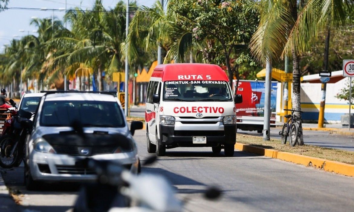 Cozumel suspende transporte público desde este viernes
