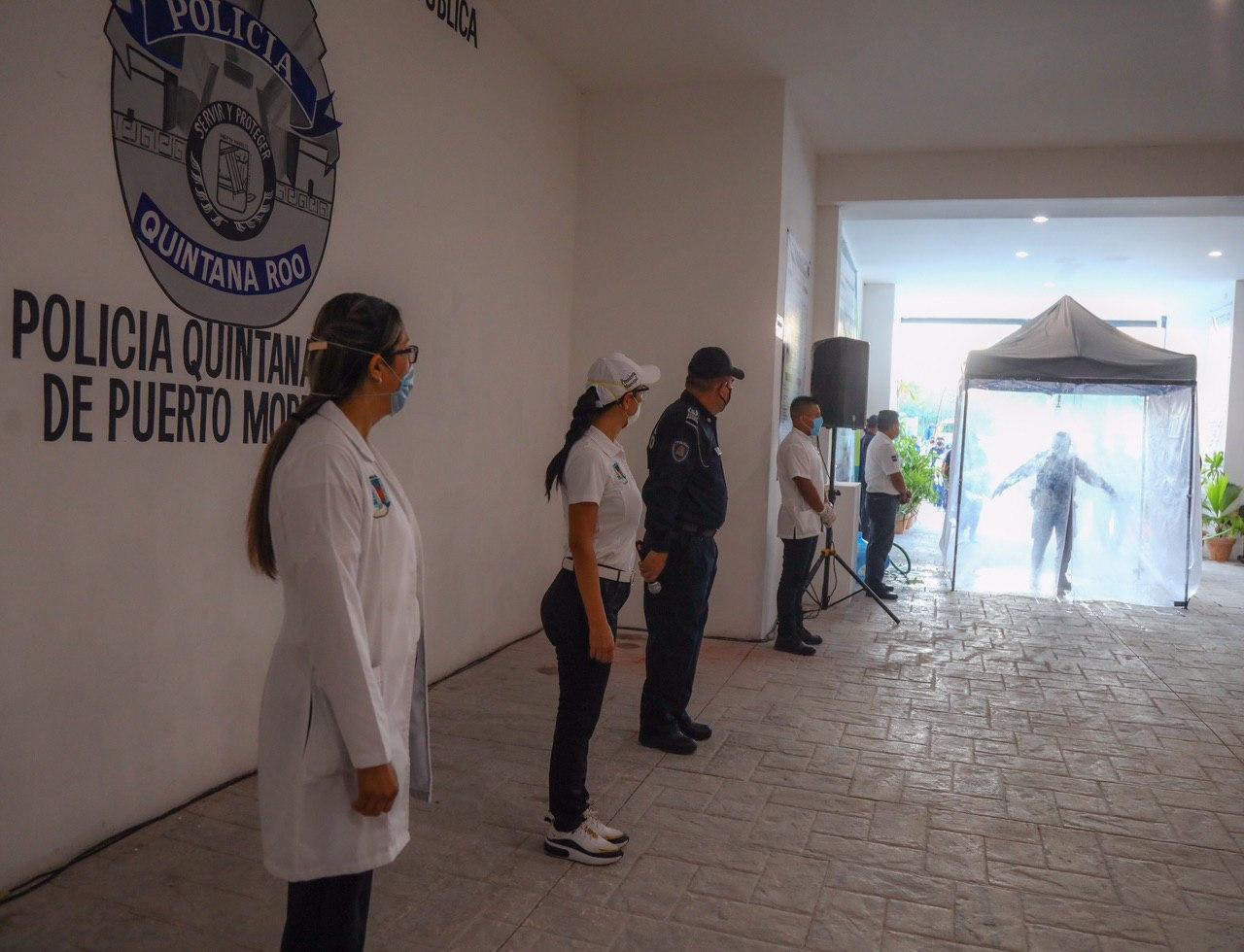 Constata Laura Fernández protocolos de sanidad en la Secretaría de Seguridad Publica de Puerto Morelos