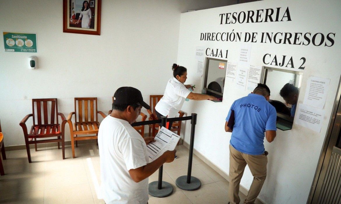 Laura Fernández otorga incentivos fiscales para apoyar economía y familias de Puerto Morelos