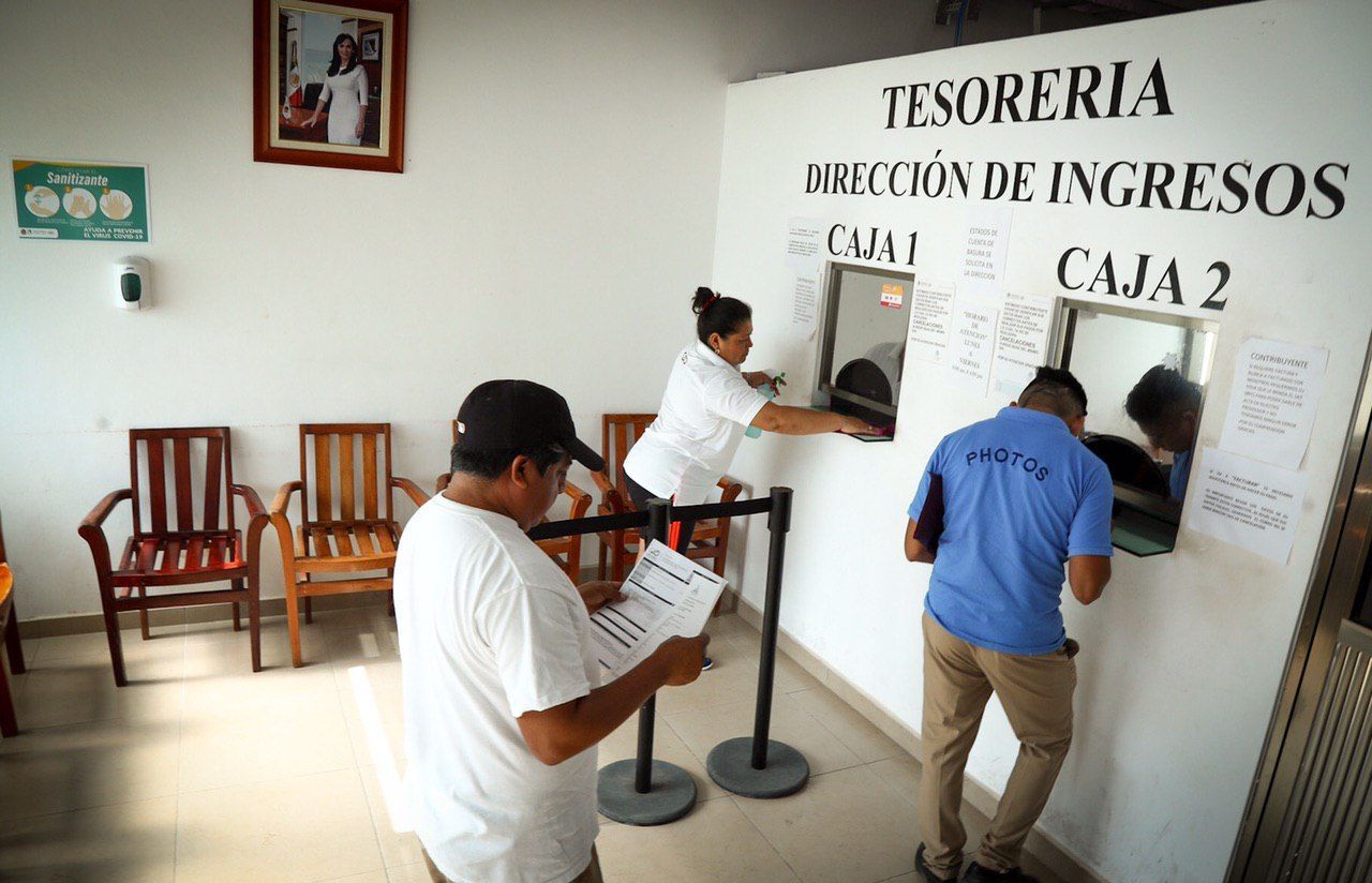 Laura Fernández otorga incentivos fiscales para apoyar economía y familias de Puerto Morelos