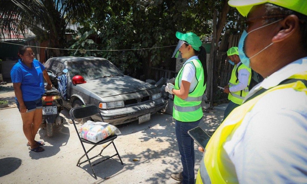 Inicia la entrega de apoyos alimentarios en la cabecera municipal de Puerto Morelos
