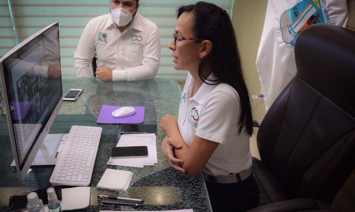 Propone Laura Fernández a SRE trabajar en protocolo único de conectividad aérea
