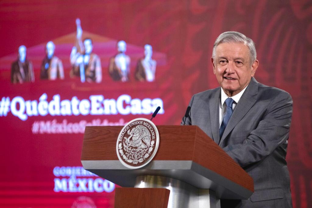 “No hay que relajar la disciplina para que no haya rebrote, porque si no, no salimos”: AMLO a los quintanarroenses