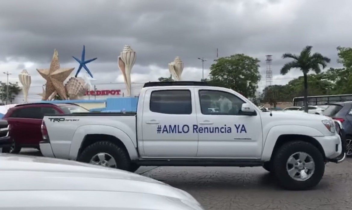 Frente anti AMLO “se hace oír” en Cancún