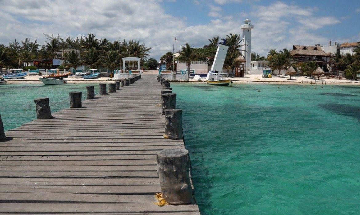 “Ventana al Mar” de Puerto Morelos logra recertificación como Playa Blue Flag, informa Laura Fernández