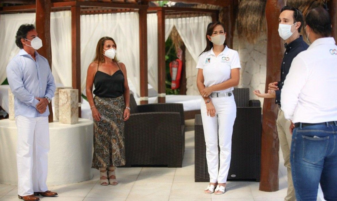 Constata Laura Fernández protocolos sanitarios en reapertura de hoteles de Puerto Morelos