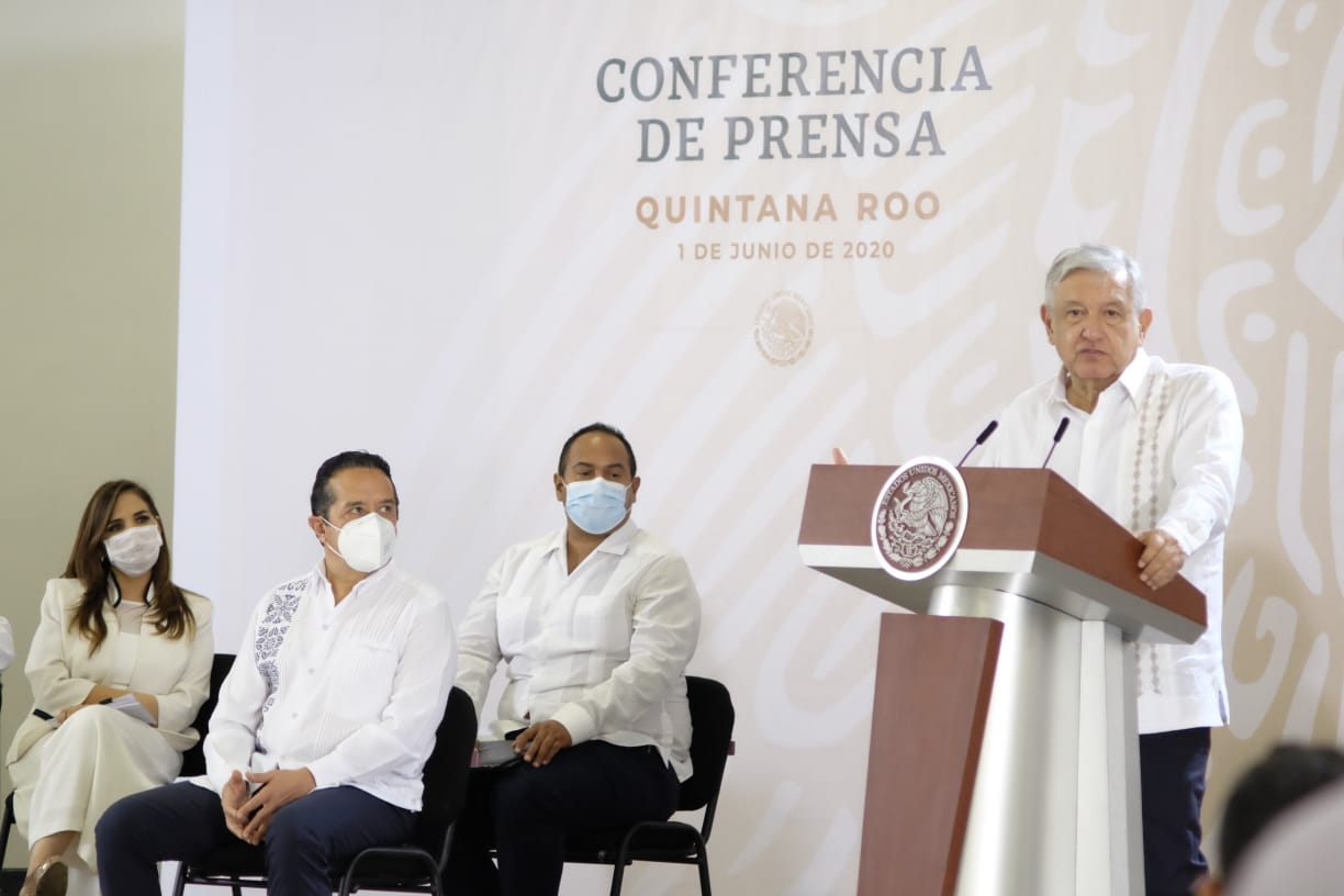En la mañanera, CJ le pide a AMLO por cobros de CFE y pruebas rápidas para Covid