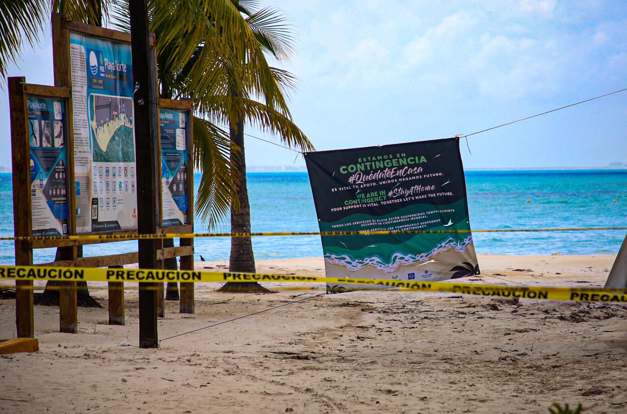 Mantiene Ayuntamiento cerradas las playas en Isla Mujeres, como lo establece el Semáforo de Riesgo