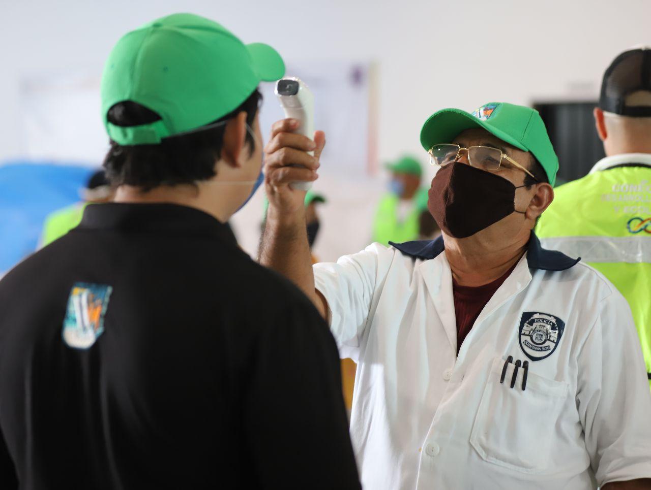81 casos nuevos casos de Covid y 13 defunciones en QR