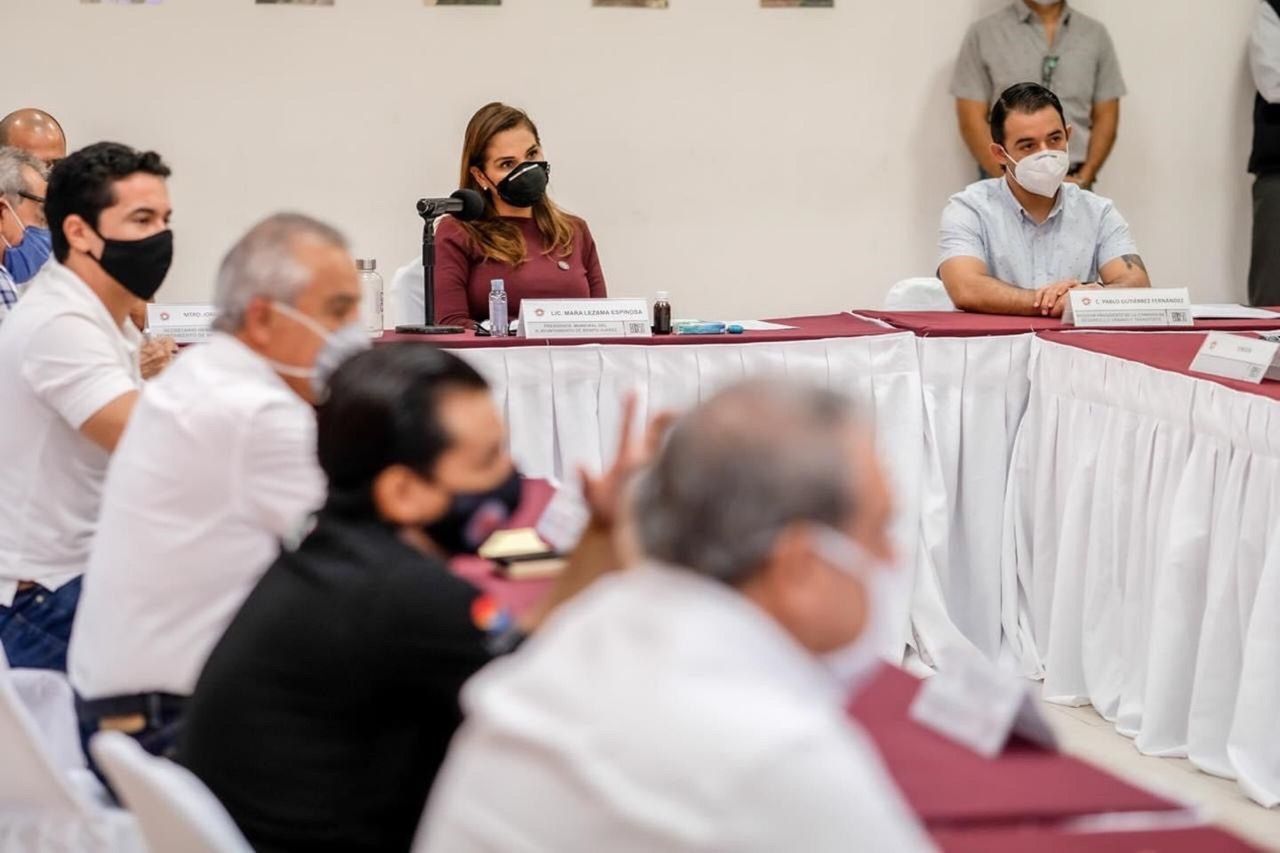 Transportistas de Cancún se comprometen a reforzar medidas sanitarias para evitar contagios de Covid