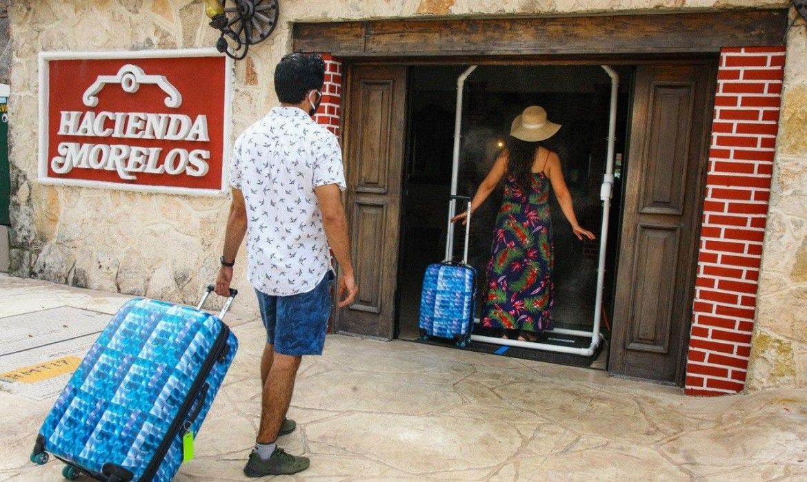 Destaca Laura Fernández protocolos sanitarios en pequeños hoteles de Puerto Morelos