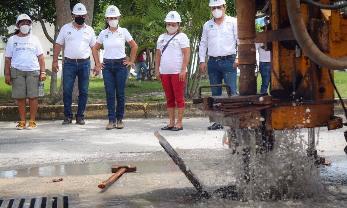 Laura Fernández pone en marcha programa de mantenimiento de pozos de absorción en Puerto Morelos