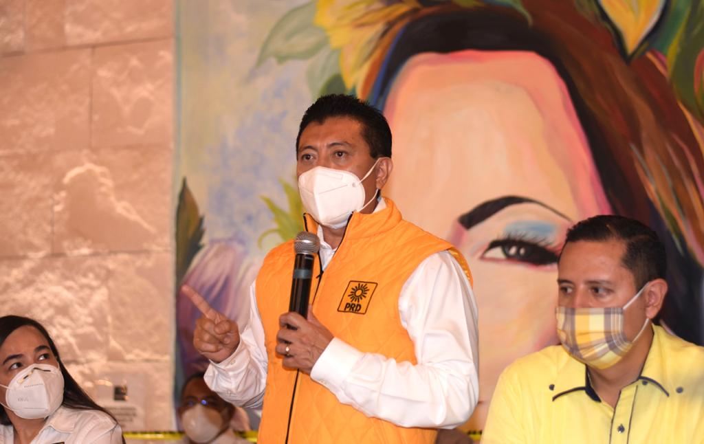 Chucho Pool se perrediza, y pide postergar Tren Maya
