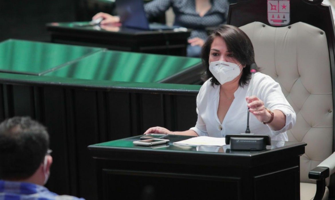 Reyna Durán reivindica decisión de suspender tareas esenciales en el Congreso; se evitaron contagios masivos de Covid
