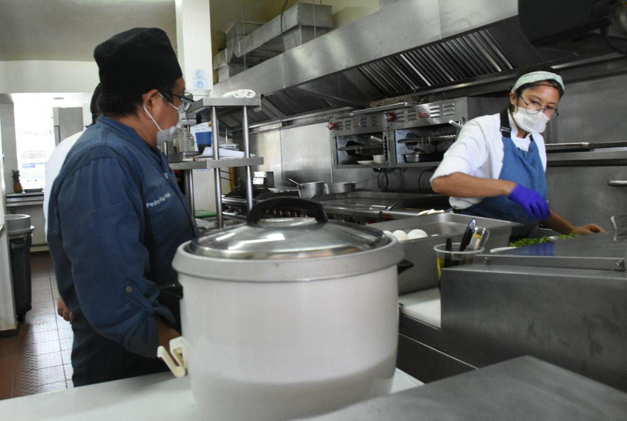 Empresas de Puerto Morelos reafirman su competitividad con certificaciones y reconocimientos