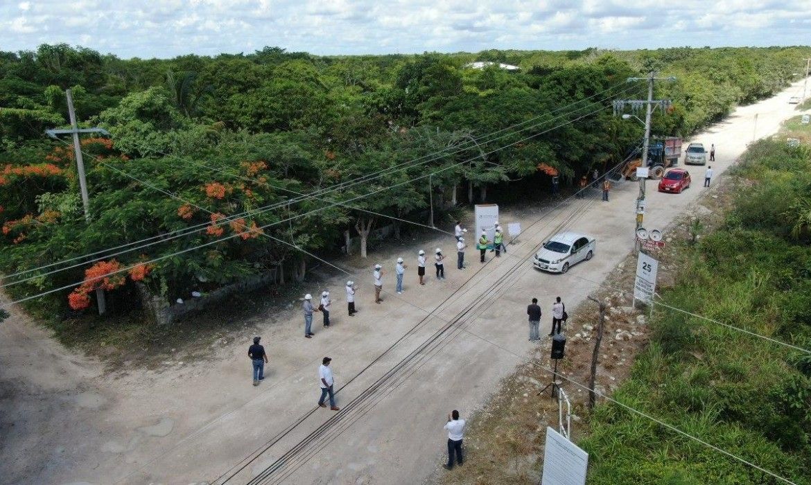 Laura Fernández da banderazo de inicio de la obra de pavimentación de la prolongación de la avenida Vallarta