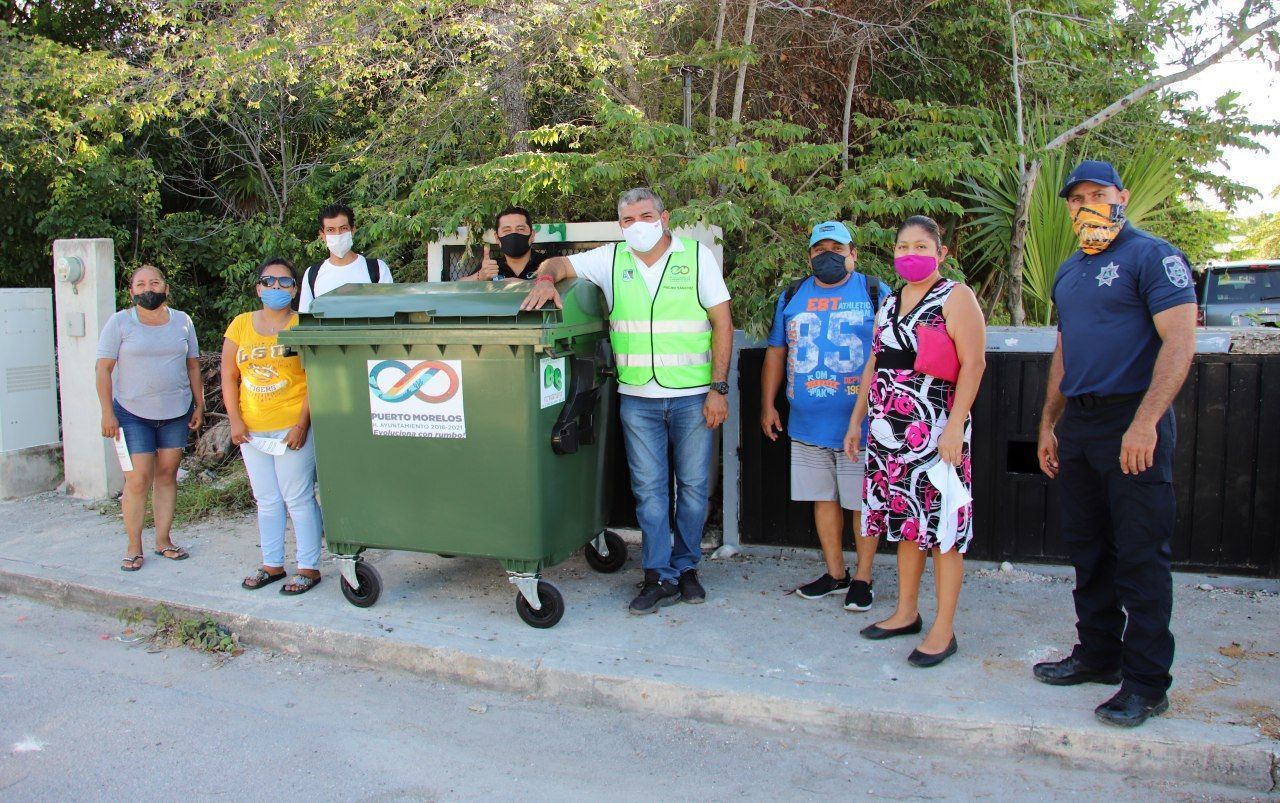 Refuerza Laura Fernández programa de limpieza en Puerto Morelos