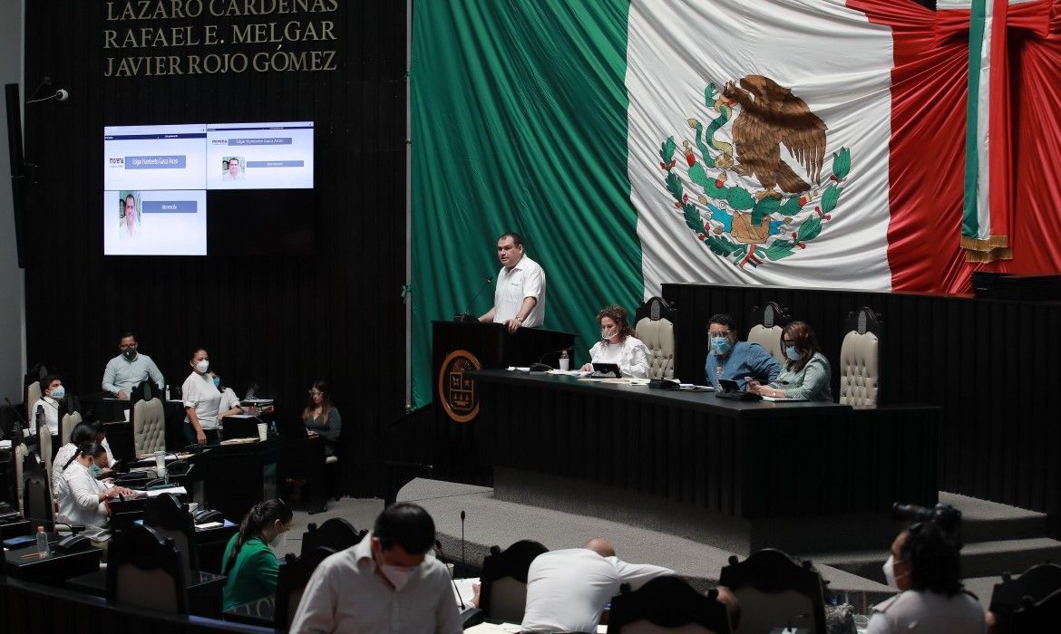 Exhorta Congreso a regularizar salarios de químicos del sector salud