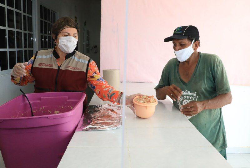 Sirve gobierno de Laura Beristain más de 2 mil comidas calientes al día