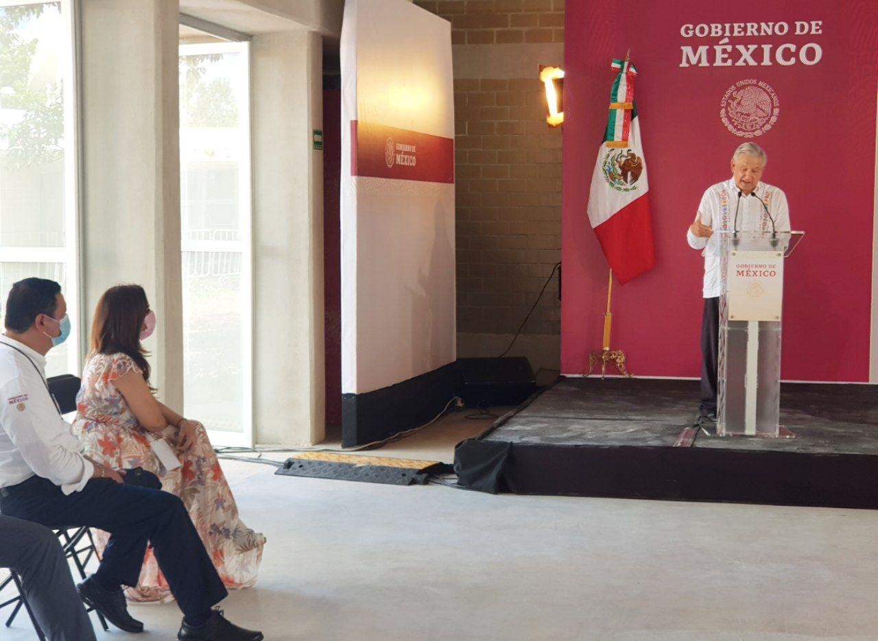 Anuncia AMLO “presupuesto especial” para obras urbanas donde estarán estaciones del Tren Maya