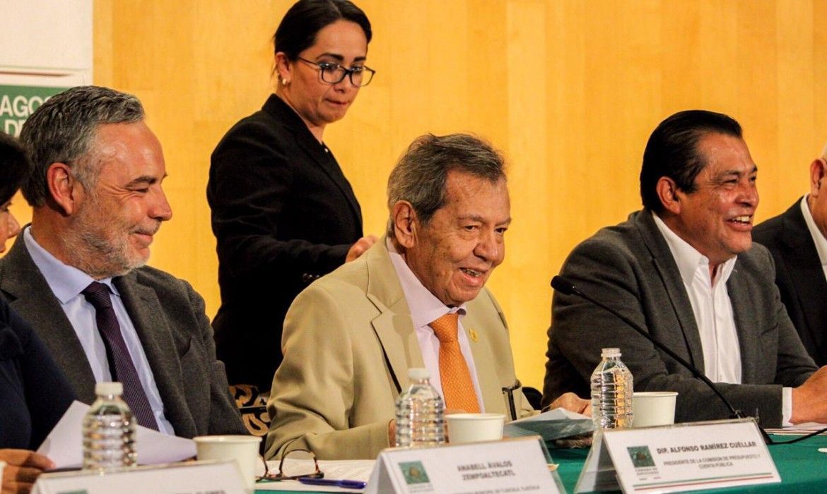 MORENA hará su propia encuesta para la dirigencia nacional, y genera más confusión en el proceso interno