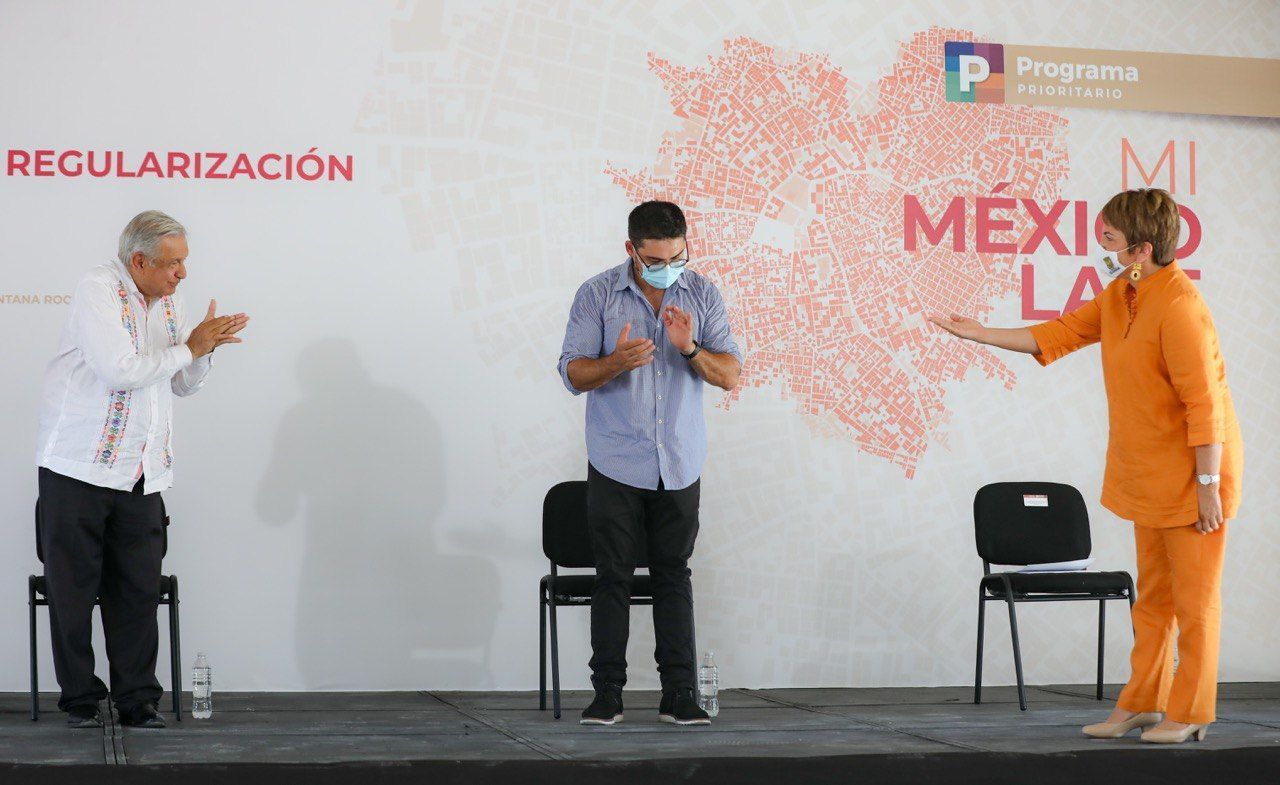 AMLO elogia a Laura Beristain ¿espaldarazo para reelección?