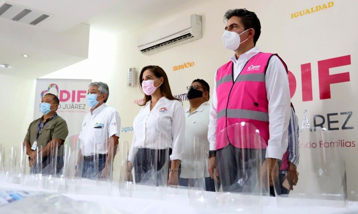 Entrega DIF Benito Juárez donativo para protección de grupos médicos