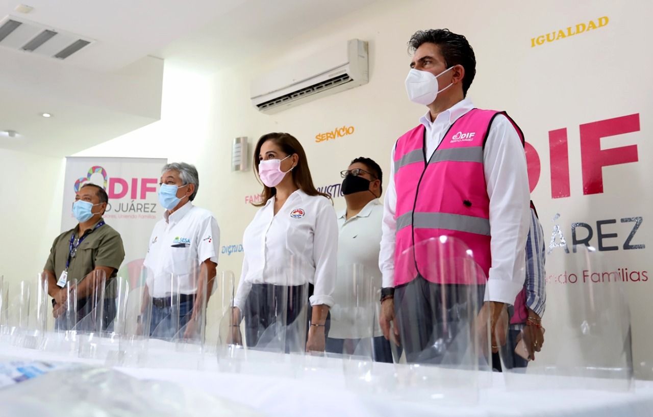 Entrega DIF Benito Juárez donativo para protección de grupos médicos