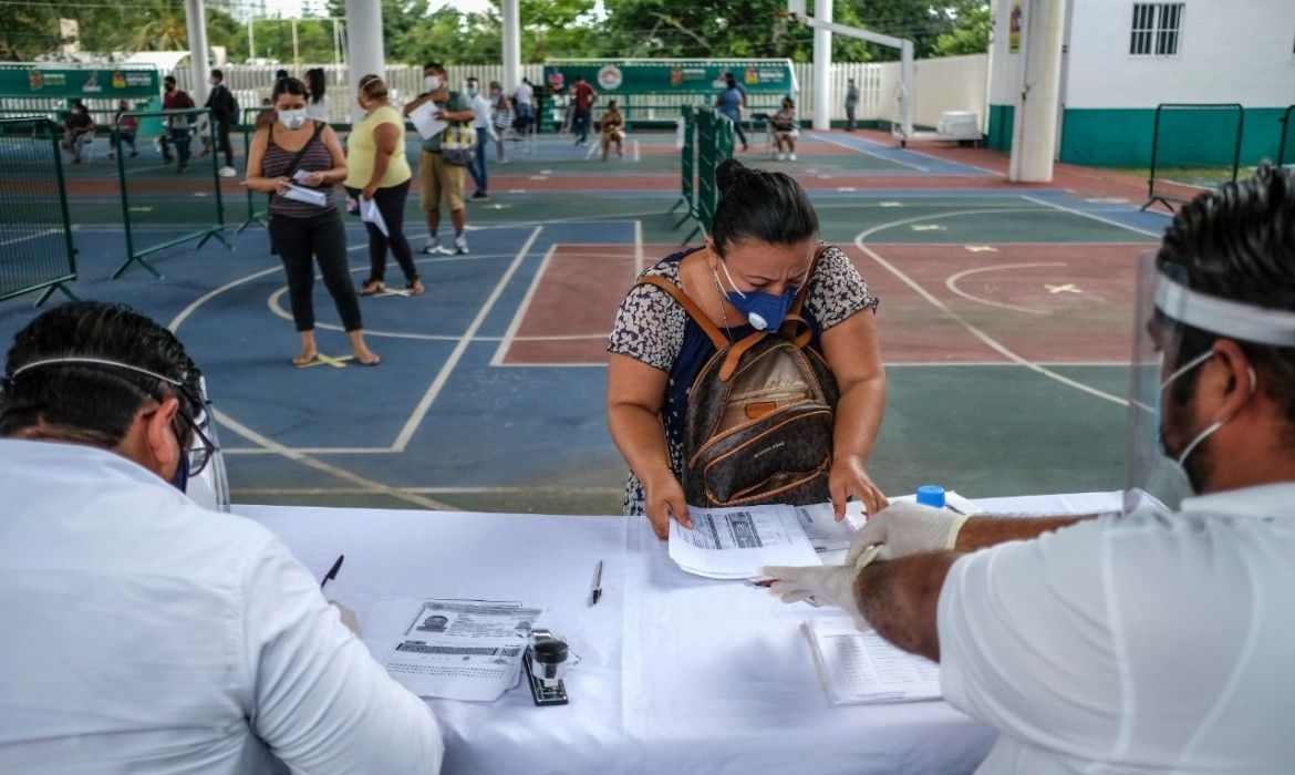 Reprograman entrega de documentos para obtener becas municipales en Cancún