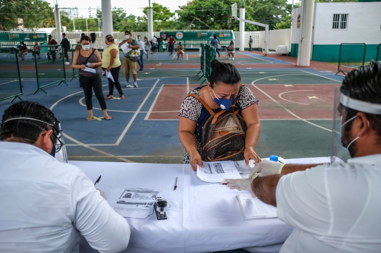 Reprograman entrega de documentos para obtener becas municipales en Cancún