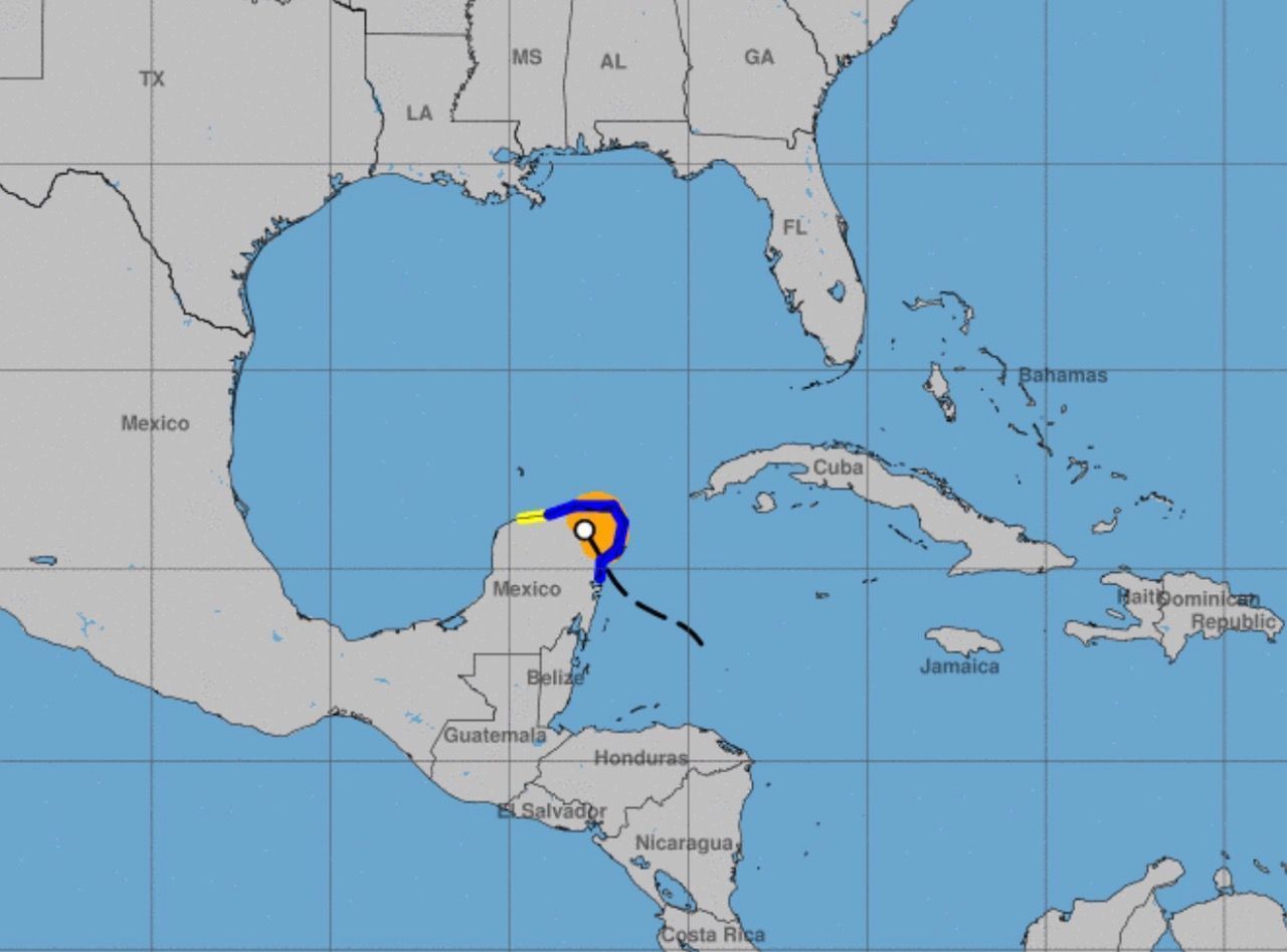 Gamma se aleja de QR; deja lluvias abundantes, cancelaciones de vuelos y daños menores