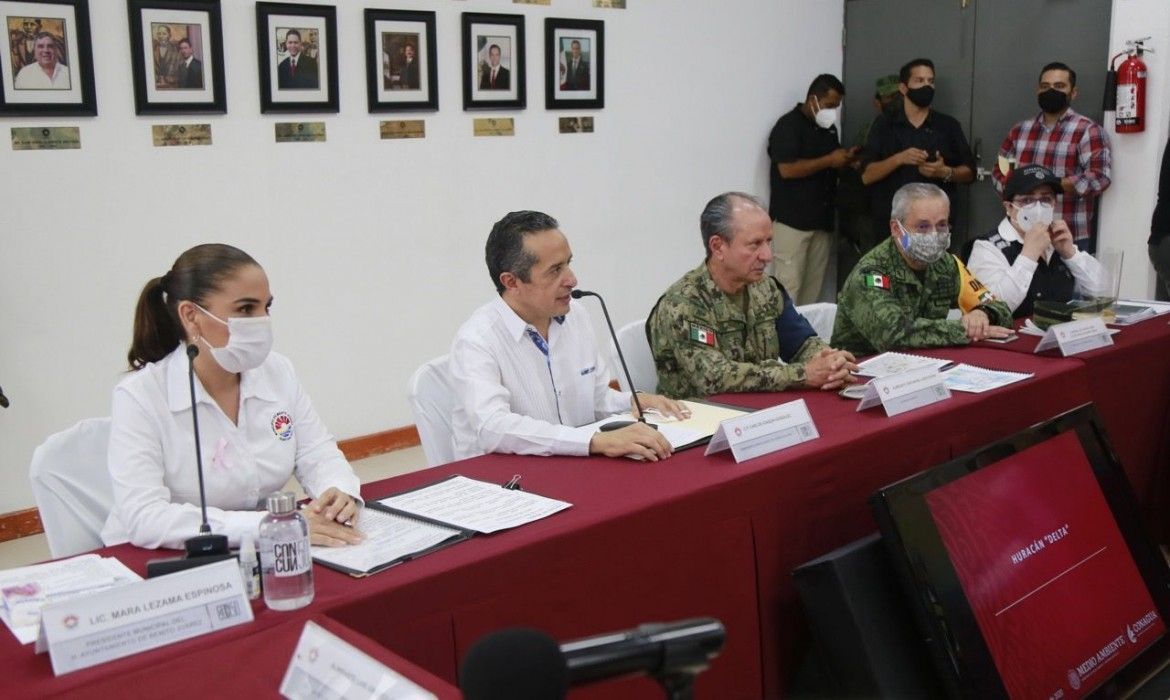 Instalan centro de mando en Cancún ante acercamiento de huracán Delta