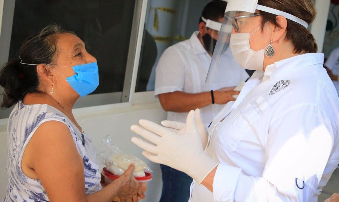 “Cuatro Comedores Solidarios para que nadie se quede sin comer en Solidaridad”: Laura Beristain