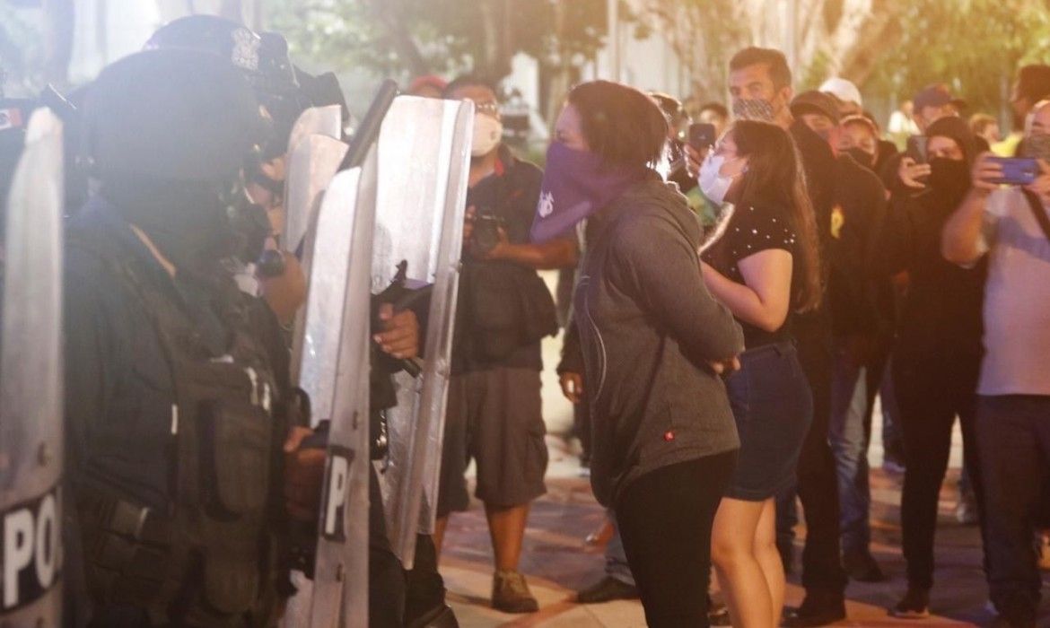 EFECTOS COLATERALES DEL 9N | Janix “vuelve a la oposición”, y MORENA y el Verde piden por el fin del Mando Único en Cancún