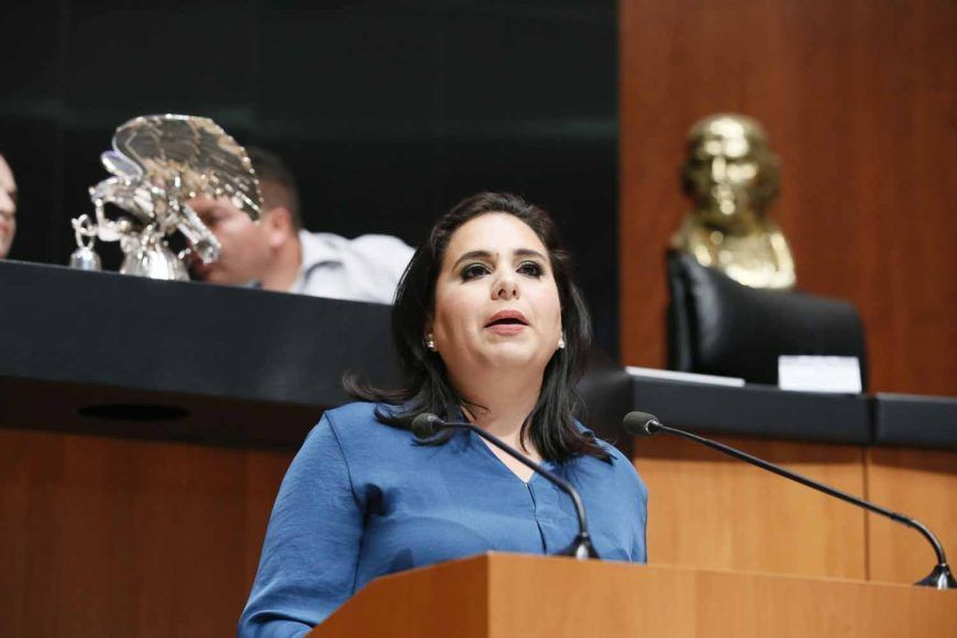 Acusa Mayuli a senadores de MORENA de “inventar un problema para crear una falsa solución”